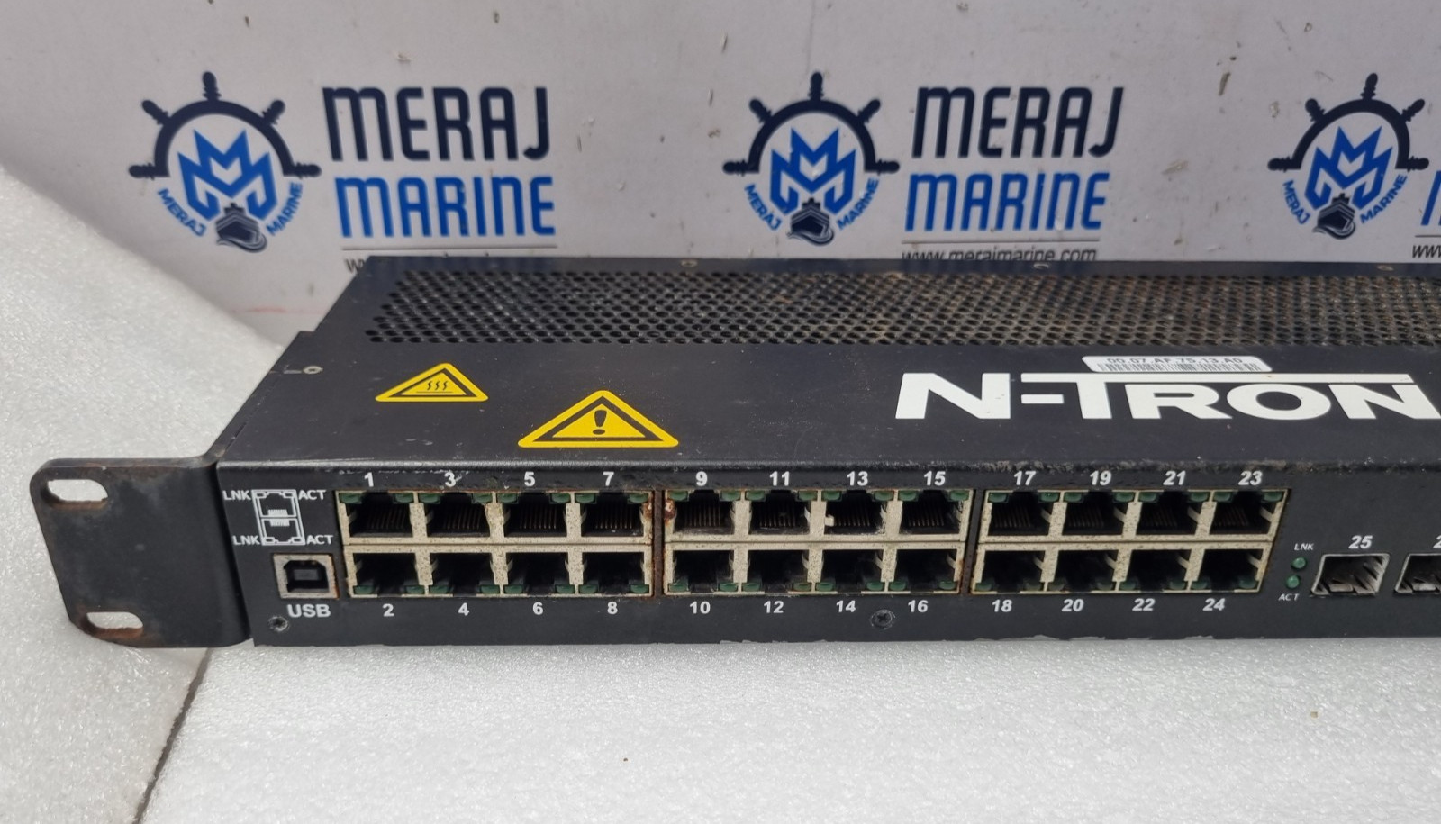 N-Tron 7026TX Managed Industrial Ethernet Switch 90-240VAC 215mA 50-60Hz