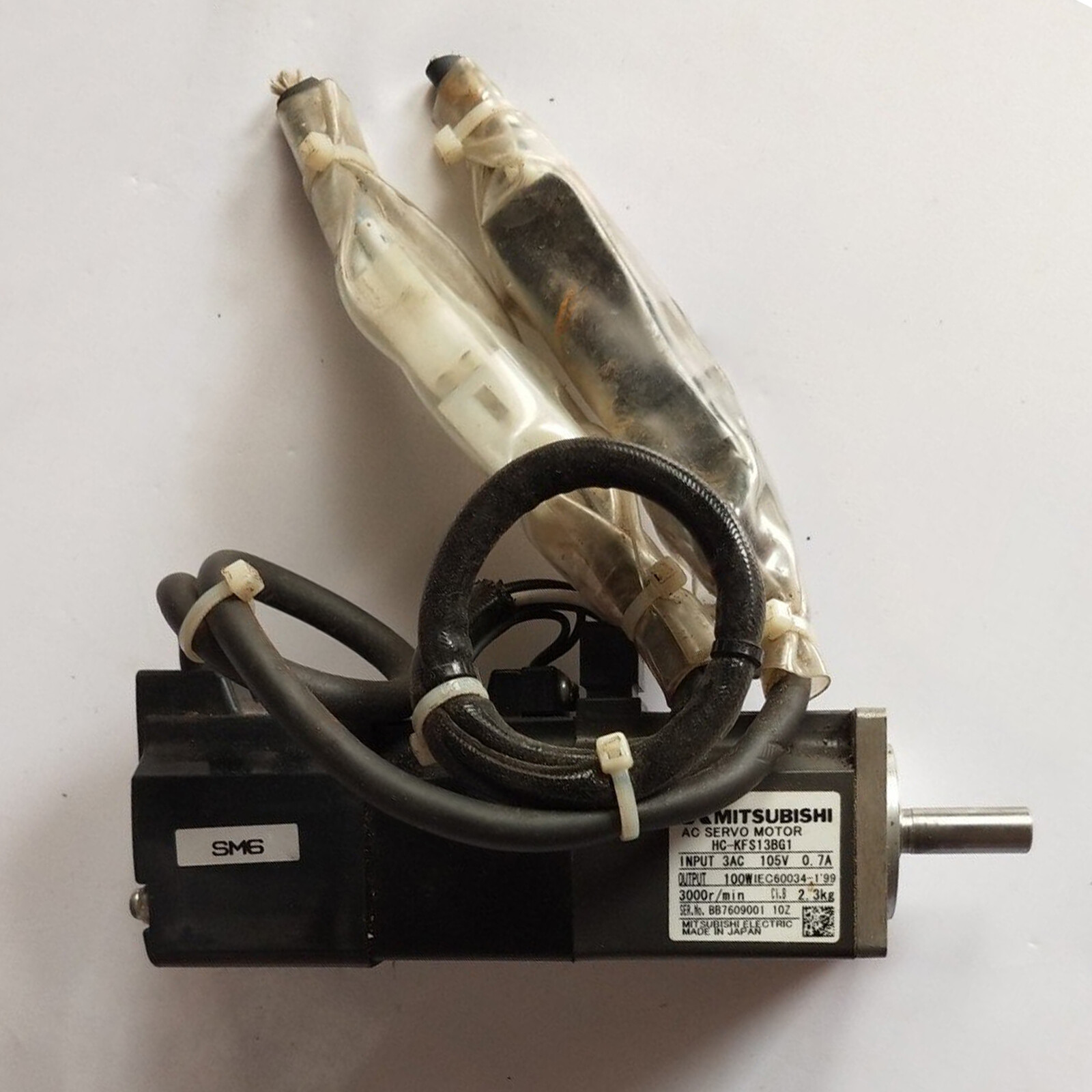 Used Mitsubishi HC-KFS13BG1 Servo Motor Free Shipping