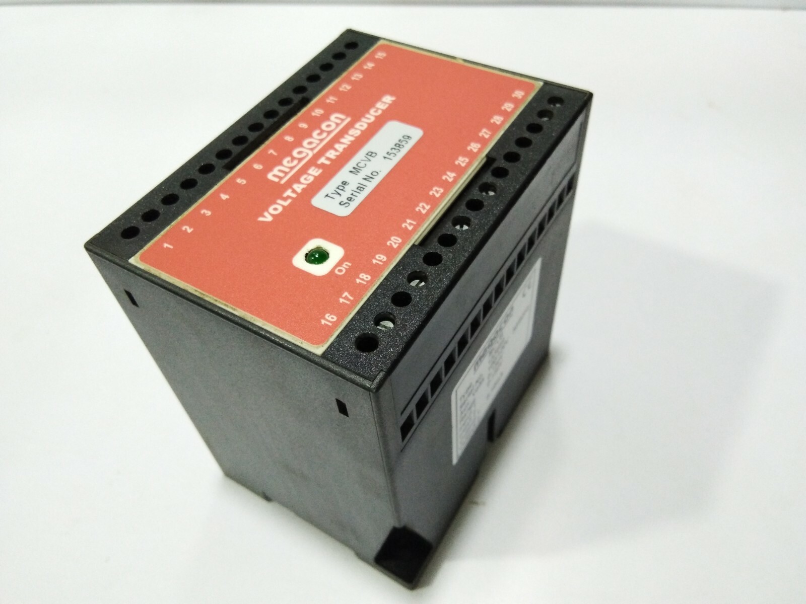 MEGACON MCVB VOLTAGE TRANSDUCER AUX VOLTS:100/120V 50/60HZ RANGE:0-150V
