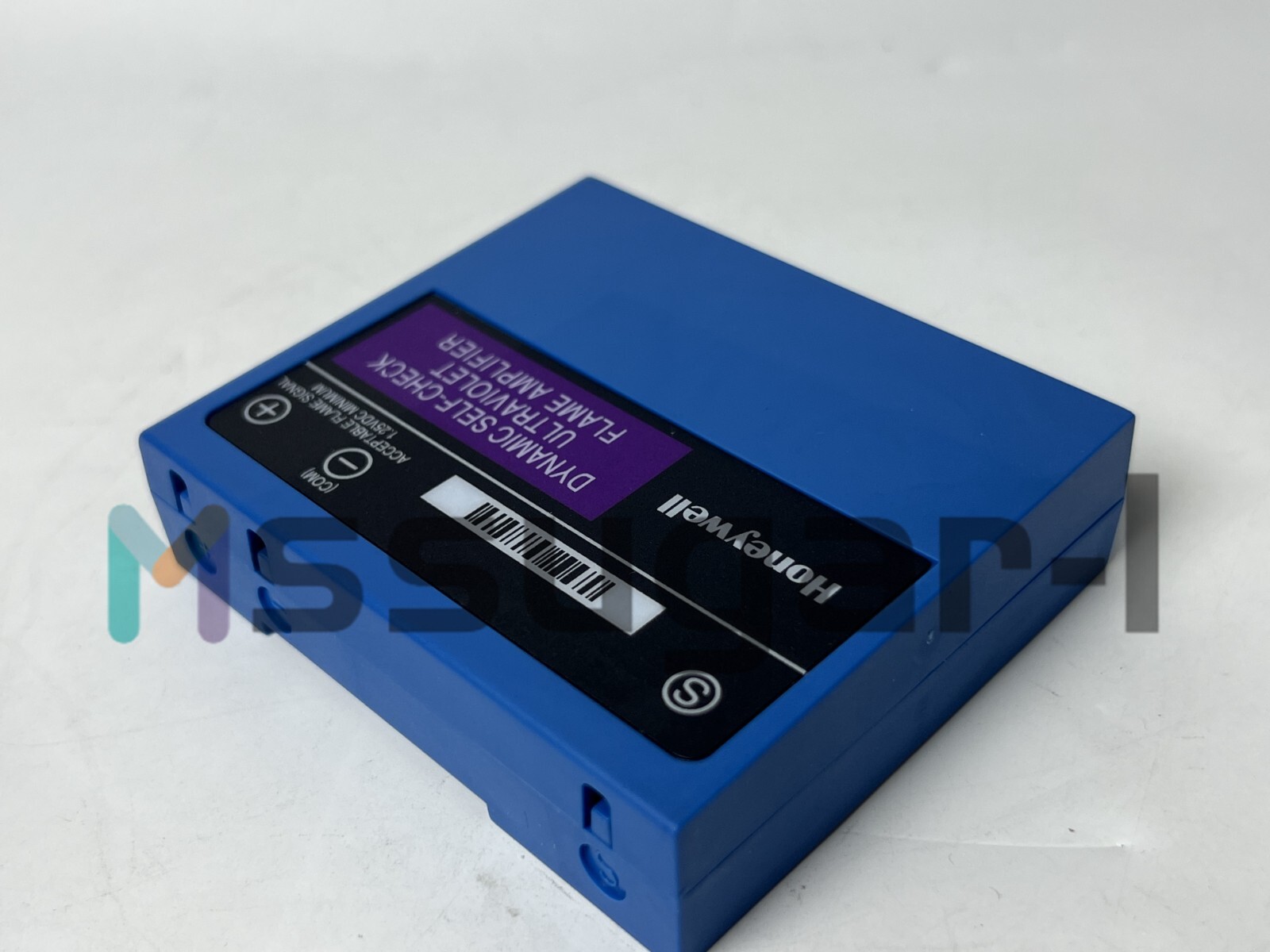 New Genuine HONEYWELL R7861A1026 Ultraviolet Flame Amplifier In Box