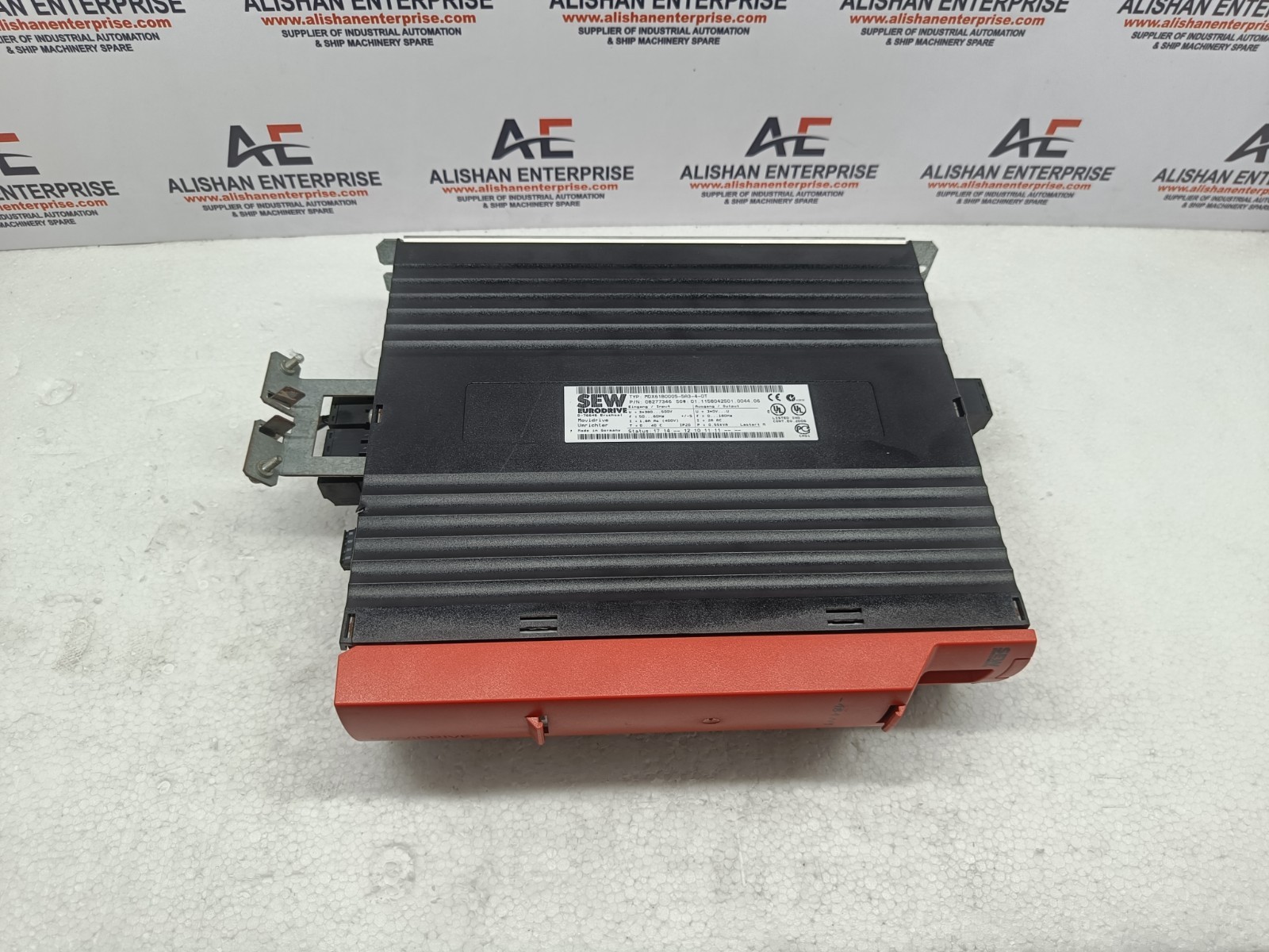 SEW Eurodrive MDX61B0005-5A3-4-0T Movi Drive Inverter 08277346