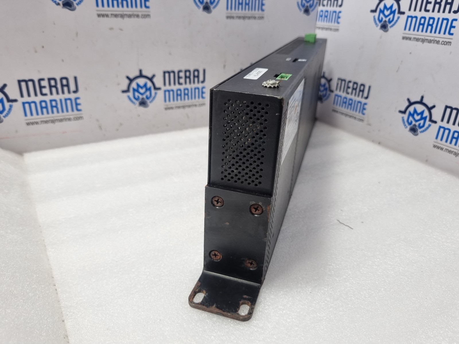 N-Tron 7026TX Managed Industrial Ethernet Switch 90-240VAC 215mA 50-60Hz