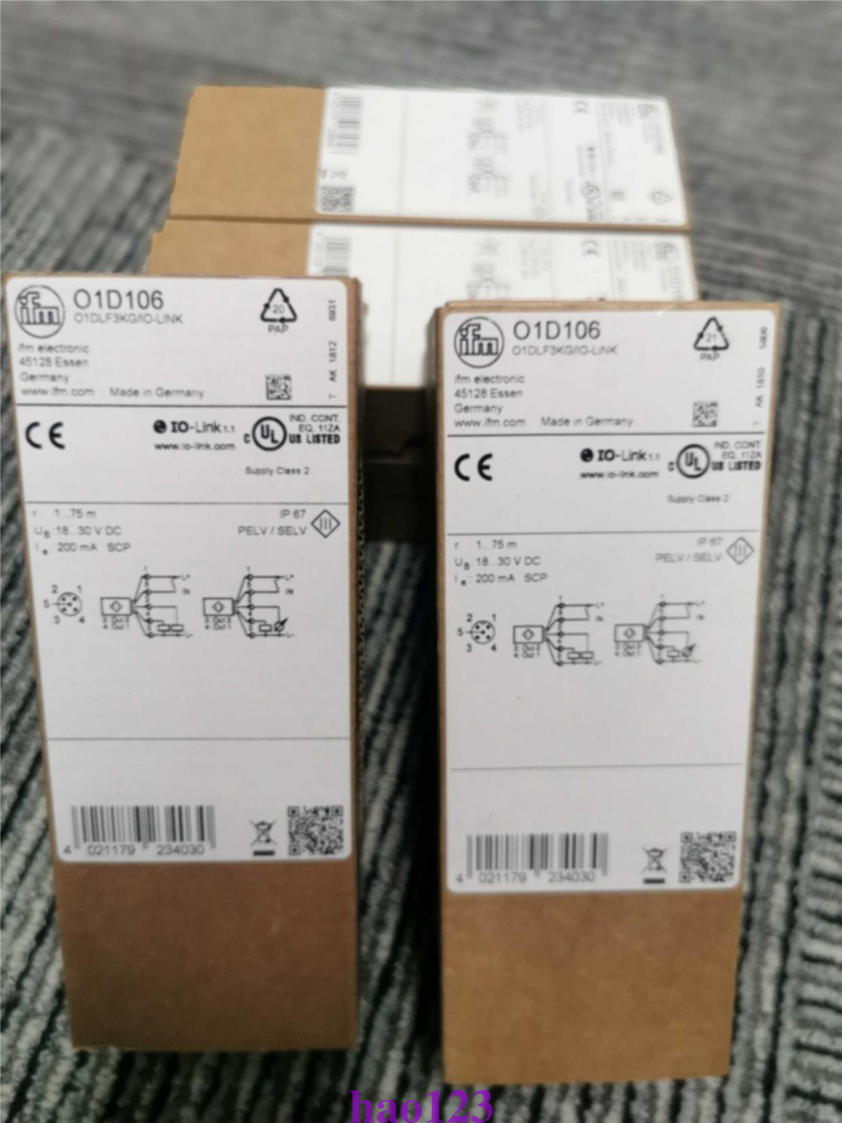 IFM O1D106 Photoelectric Sensor Distance Measuring Device Industrial New