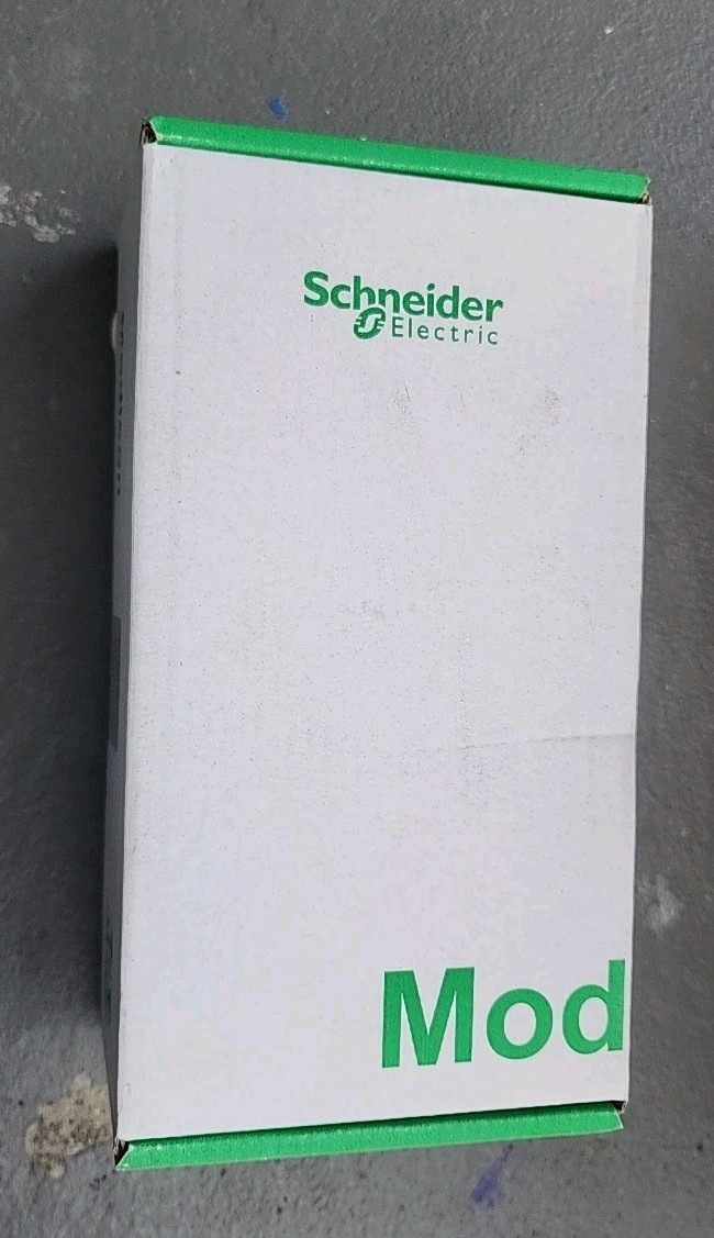 New Schneider Link 172JNN21032 Option Adaptor In Box