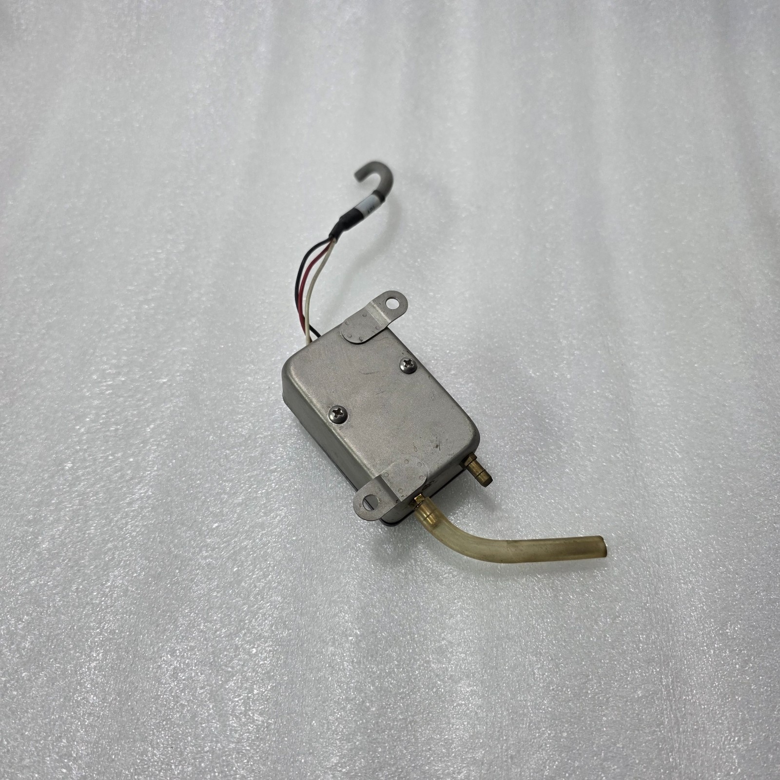 ALPHA INSTRUMENTS 164W02R5DC1NAB PRESSURE TRANSMITTER | 0–10V OUTPUT | 0–2.5″ WC