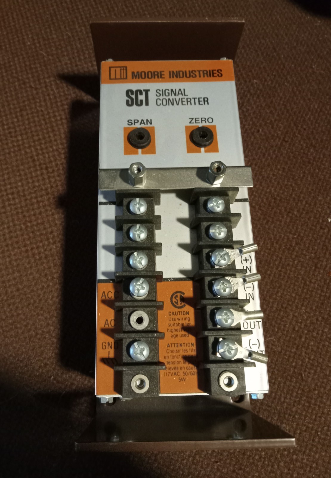 Moore SCT /0-50V/4-20MA/117AC/-ATL UB Sct Signal Converter