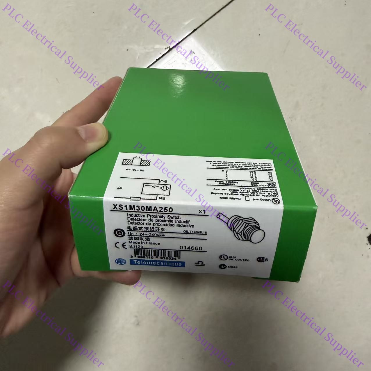 1X New FOR Schneider XUB0APSNM12 Photoelectric Switch Fast Delivery