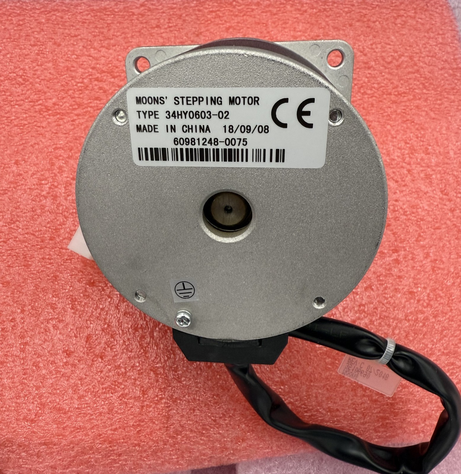 MOONS STEPPING MOTOR 34HY0406-02 Hybrid-Schrittmotor / hybrid stepper motor