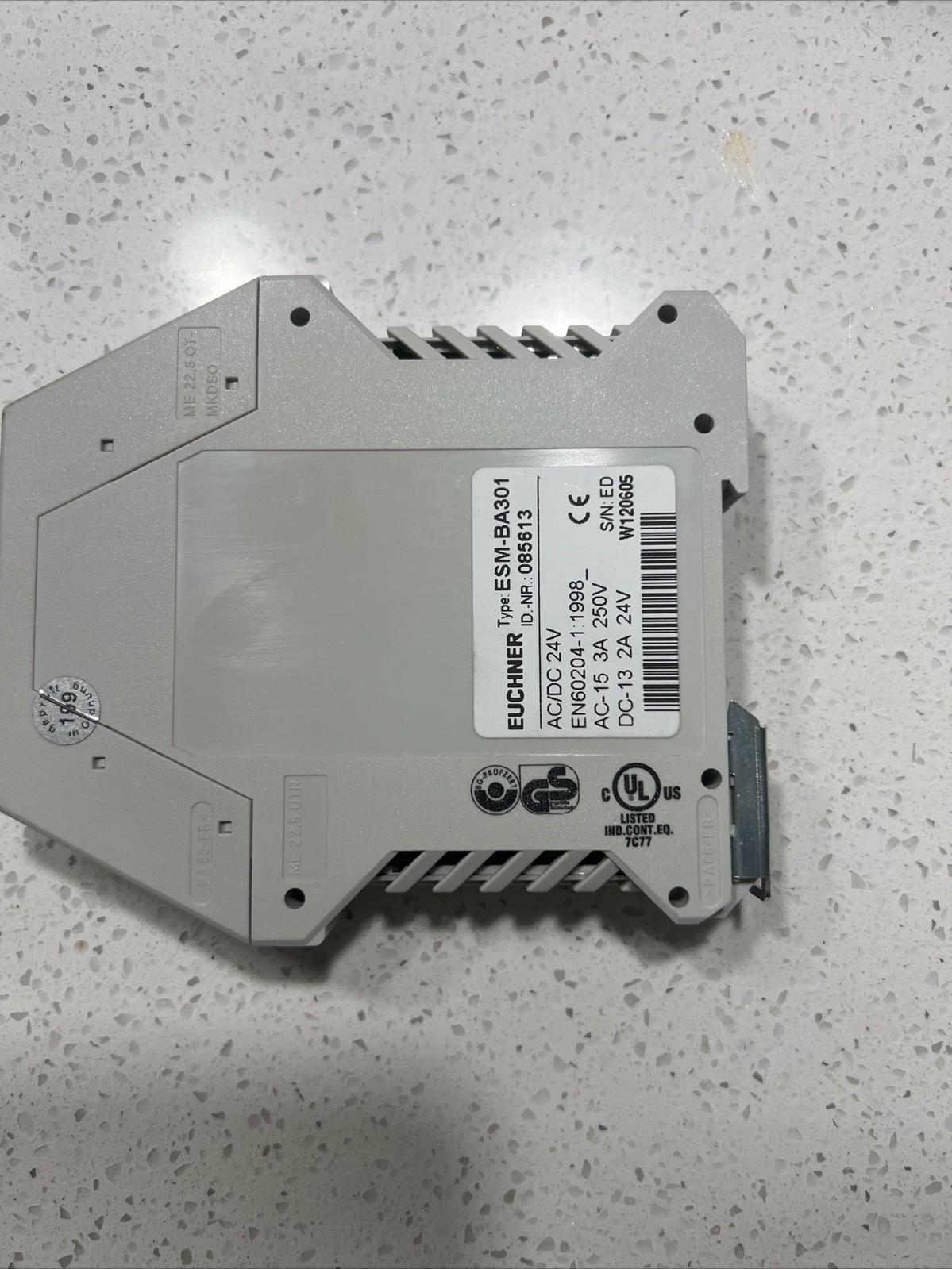 Euchner Esm-Ba301 Evaluation Safety Relay 24vdc . Slightly Used.Tested.