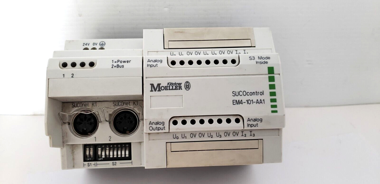 MOELLER EM4-101-AA1 I/O MODULE, 24VDC, 0.15A, 8 ANALOG INPUTS, 4 ANALOG OUTPUTS
