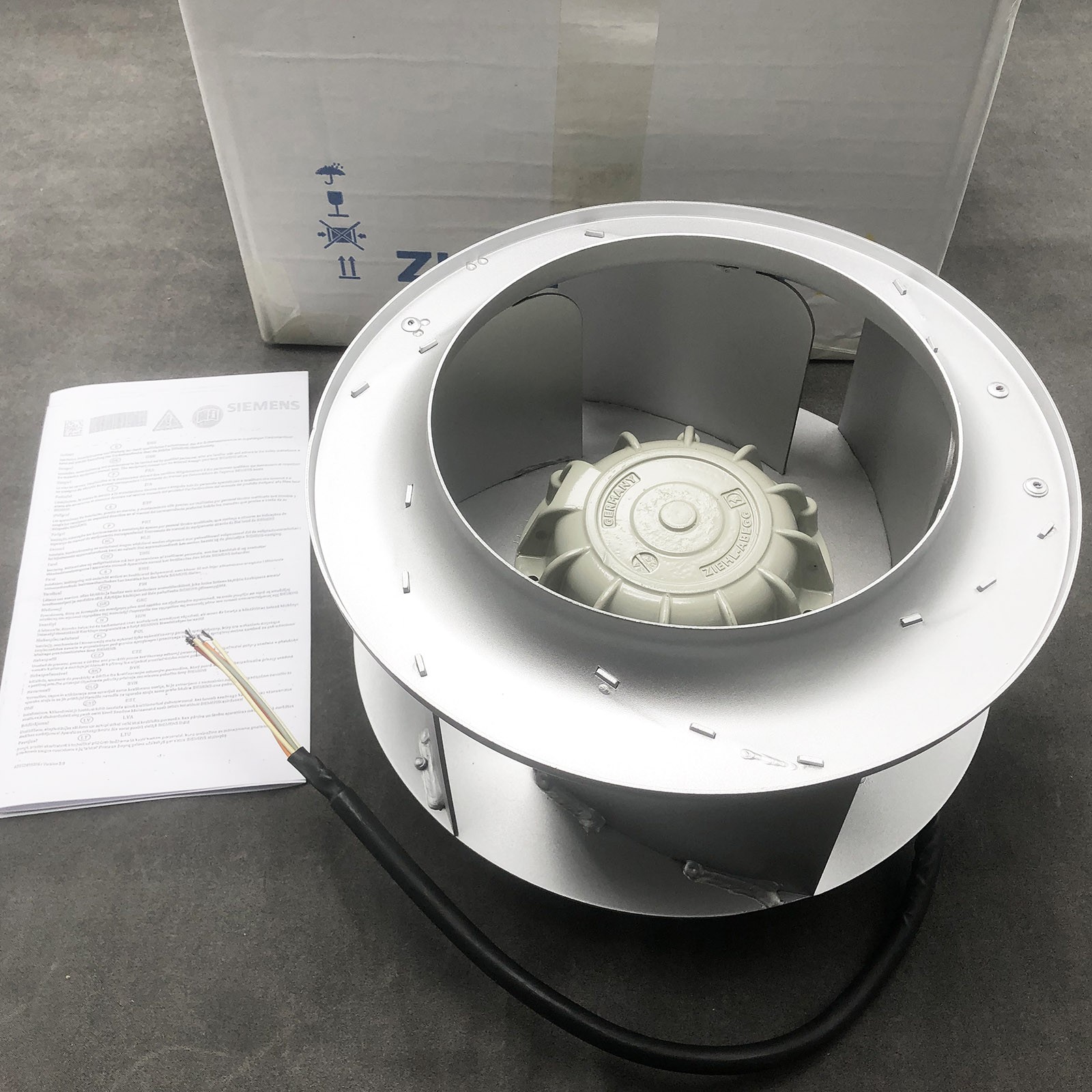 126387 RH28M-2DK.3F.1R 400VAC 530/860W for Siemes 6ES70 ZIEHL-ABEGG Inverter Fan
