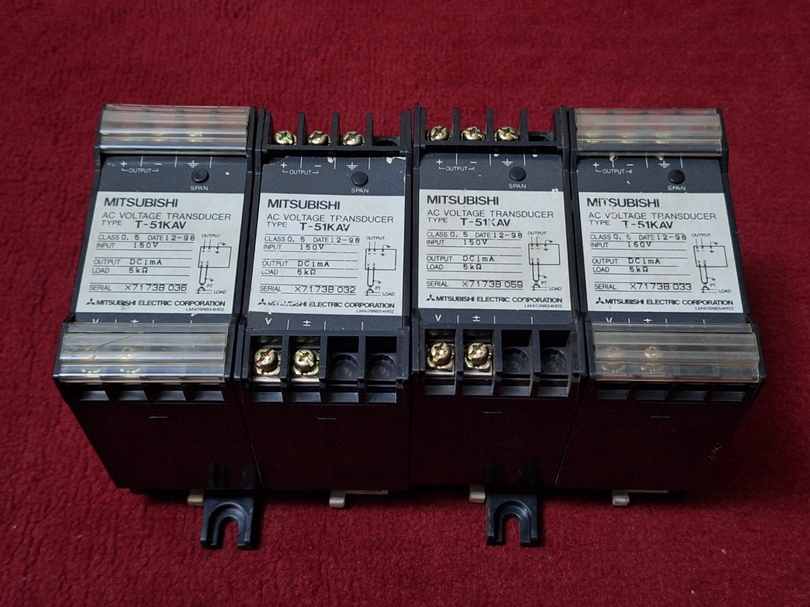 Mitsubishi AC Voltage Transducer T-51KAV 150V Input DC1ma Output (Used)