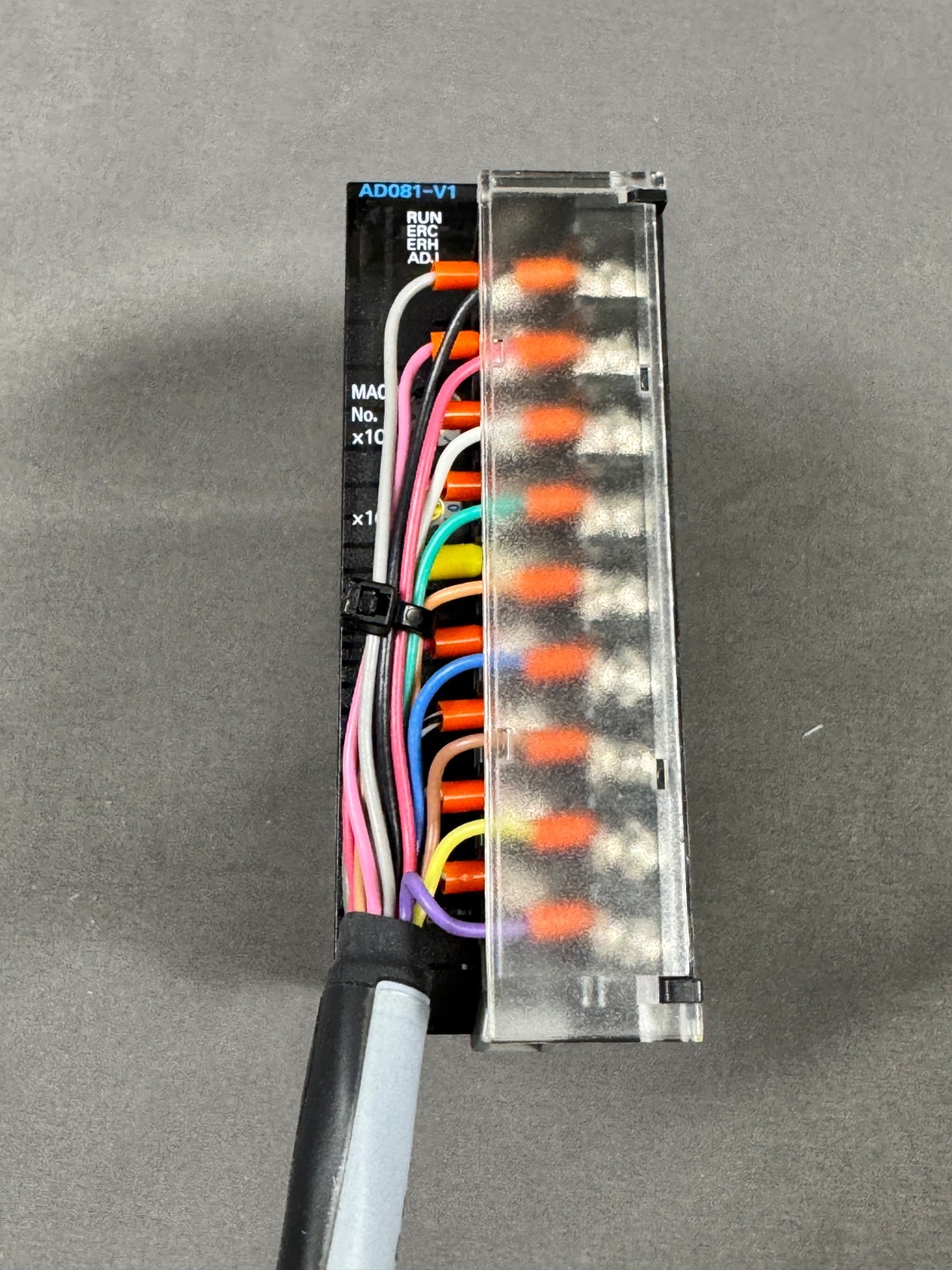 Omron CJ1W-AD081-V1 A/D Unit PLC Analog Input Module Preowned