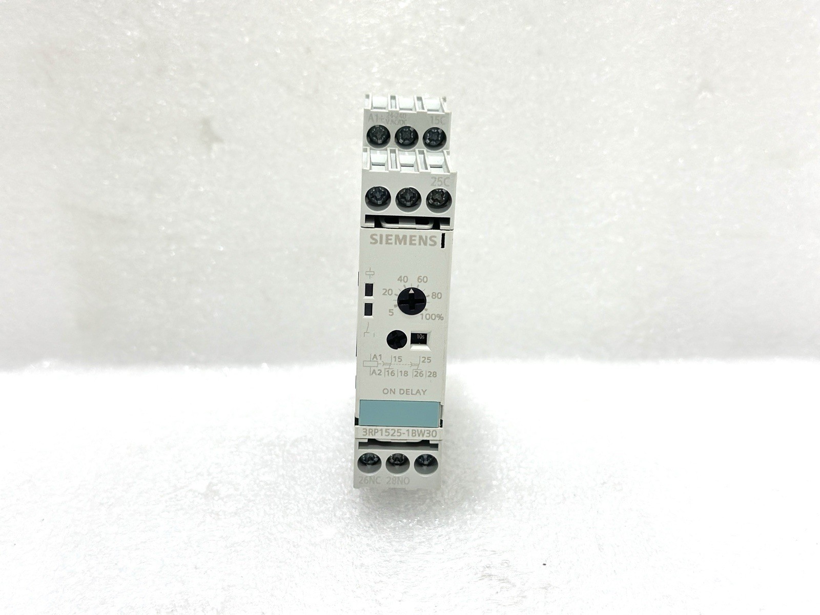 Siemens 3RP1525-1BW308K Electronic Timer On-Delay (MTS) 0.05 Sec-100 Hrs – New
