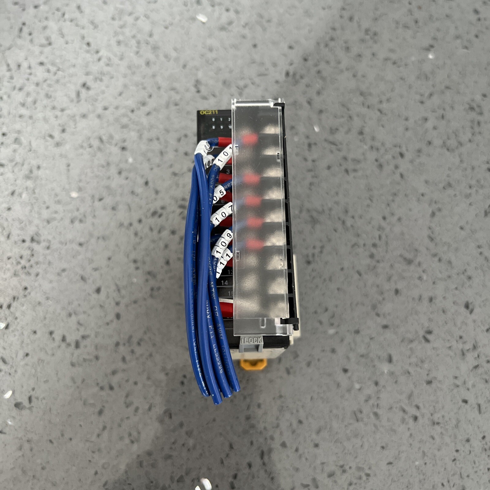 Used Omron PLC Output Module CJ1W-OC211 w/ warranty Free Shipping