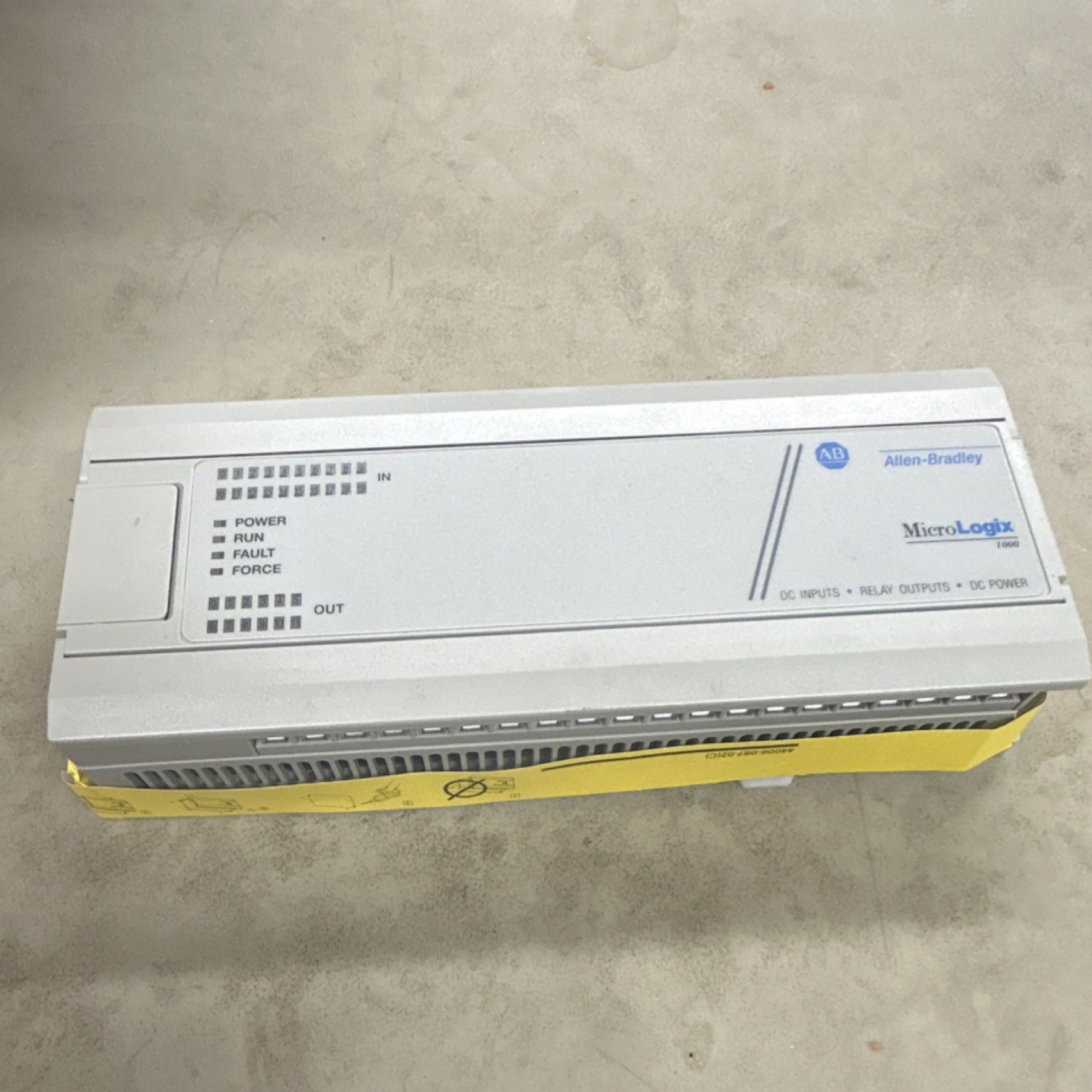 Allen-Bradley MicroLogix 1000 1761-L32BWB Processor Controller