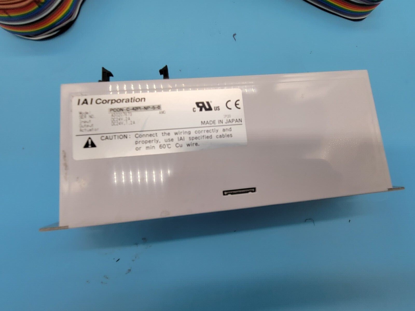 new IAI Corporation PCON-C-42PI-NP-5-0 Controller Positioner with cable