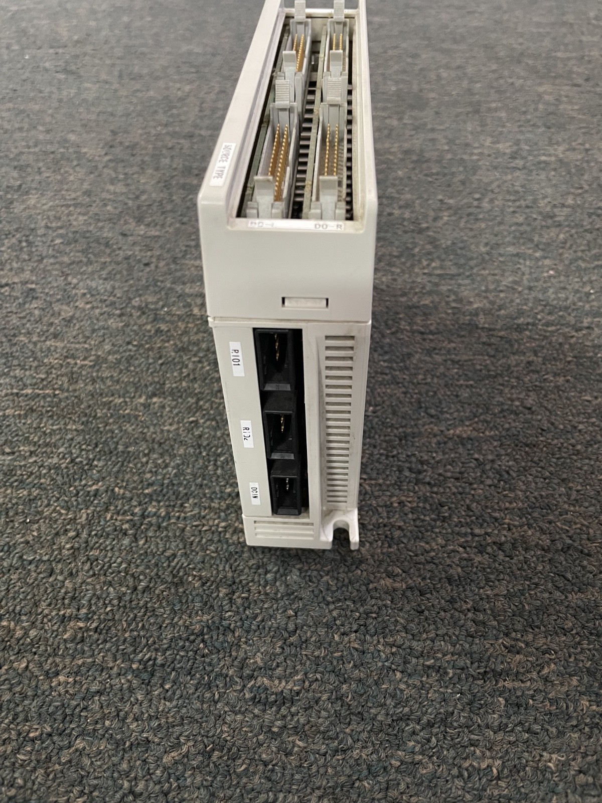 Mitsubishi FCUA-DX111 Remote I/O Unit