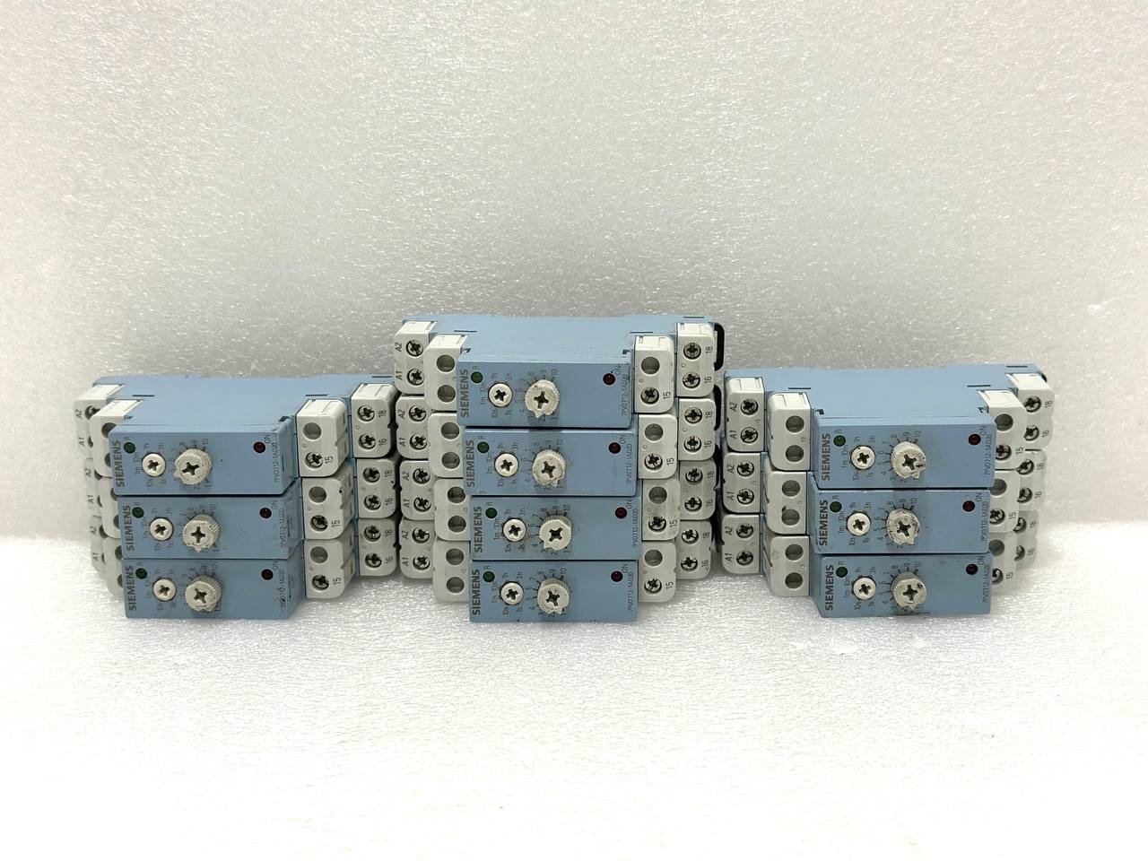 (SET OF 10) SIEMENS 7PV0712-1AD2 ON DELAY TIMER