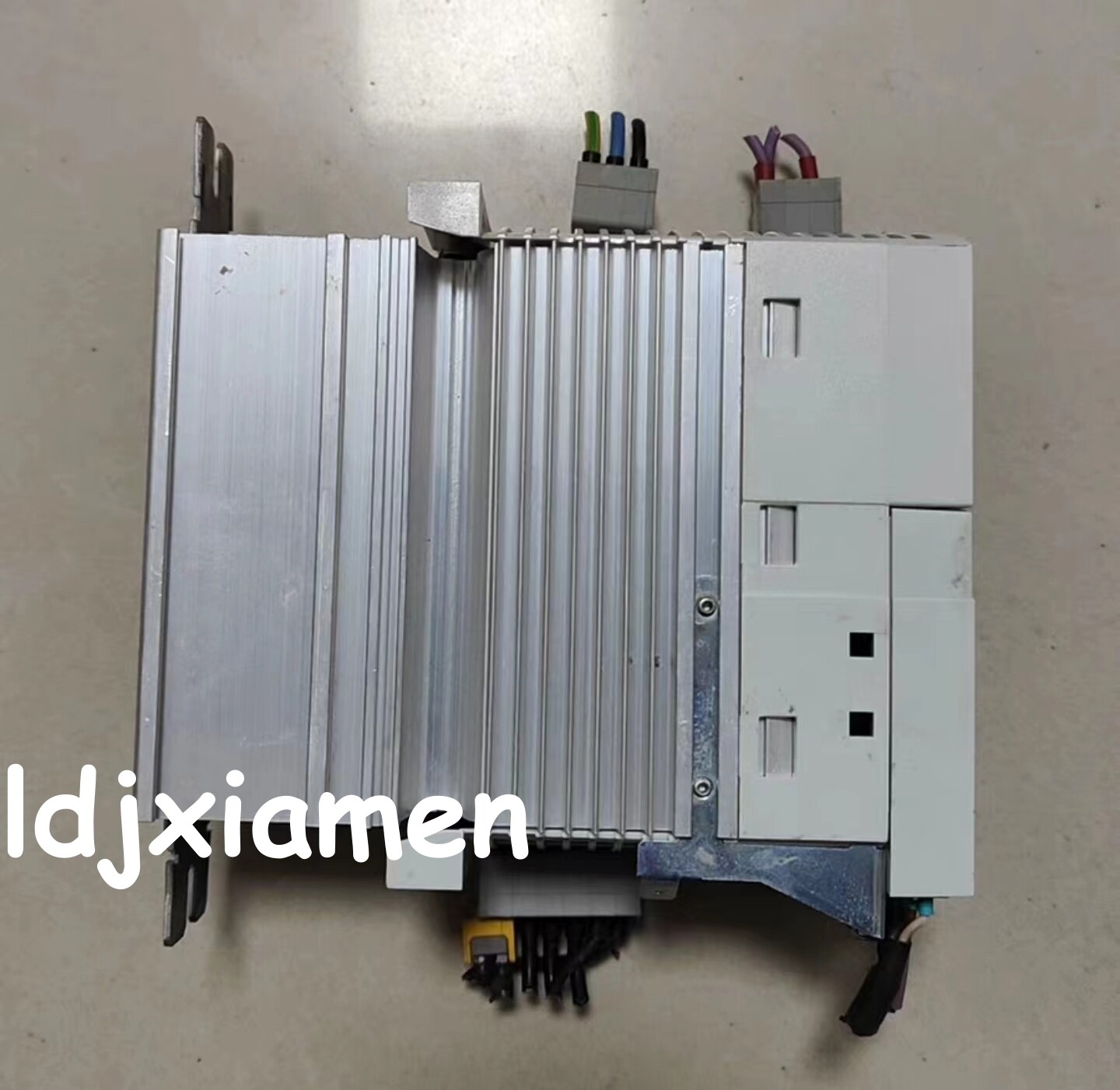 USED 1PCS Lenze Inverters E82EV251-2C