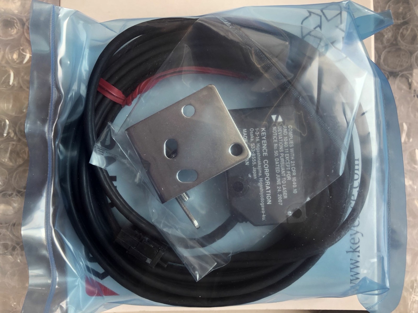 One New Keyence LV-NH35 Laser Sensor In Box US Free TAX US Free TAX