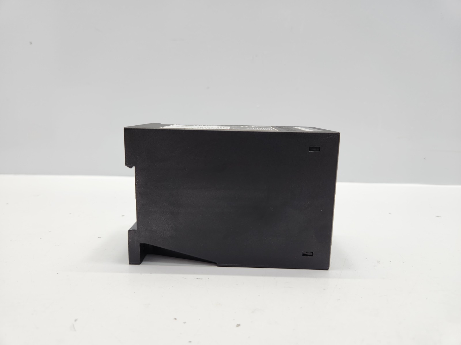 DEIF TAV-311DG VOLTAGE TRANSDUCER 0-440VAC