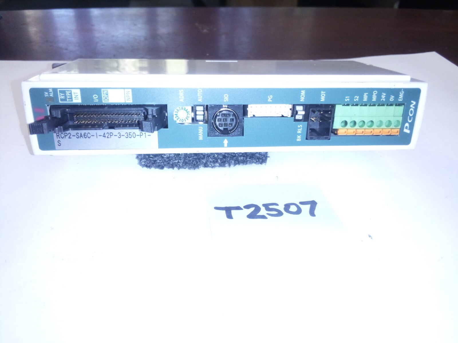 IAI Corporation PCON-C-42PI-NP-5-0 Controller
