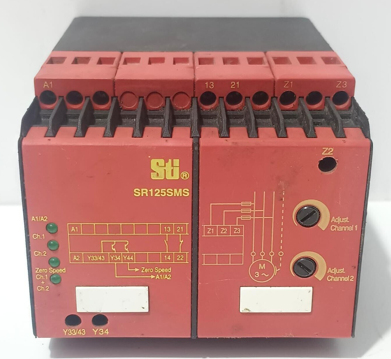 STI OMRON SR125SMS00, 1NO/1NC, 24VDC, 1.5AMP, SPEED DETECTION SAFETY RELAY USED