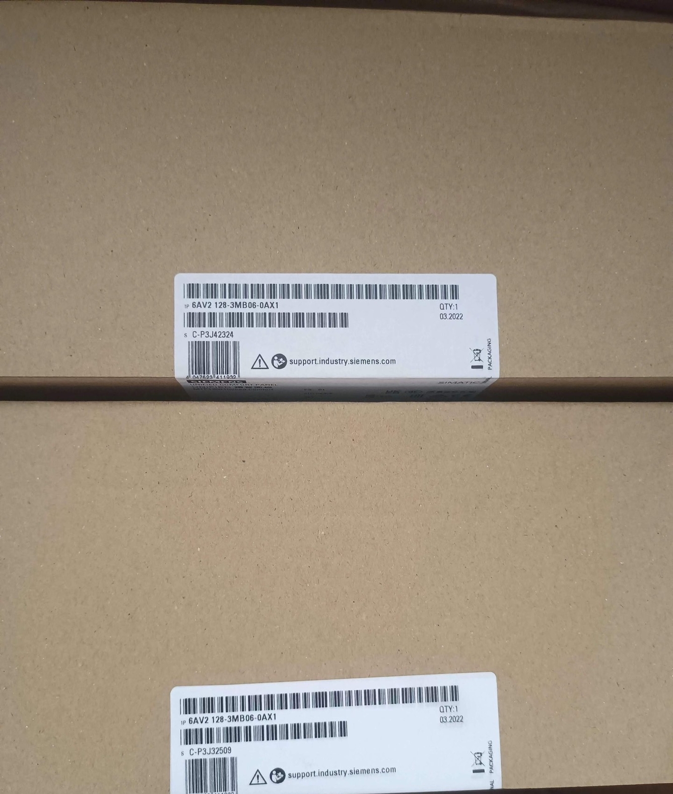6AV2128-3MB06-0AX1 Siemens 6AV2 128-3MB06-0AX1 New in Box Expedited Shipping