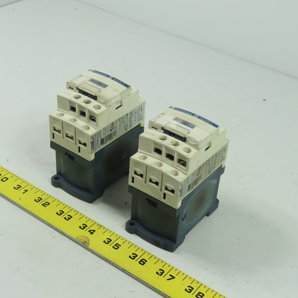 Telemecanique CAD32BD 24VDC Control Relay 10A 600V Max Lot Of 2