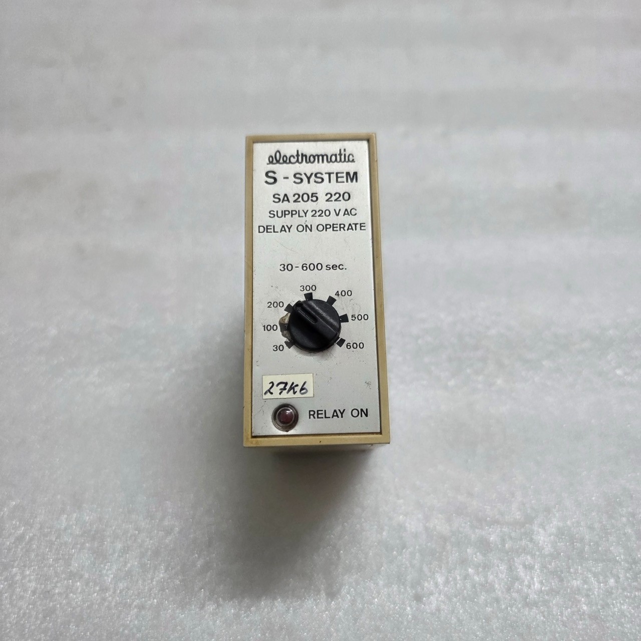 ELECTROMATIC SA 205 220 DELAY ON OPERATE TIMER RELAY 220V