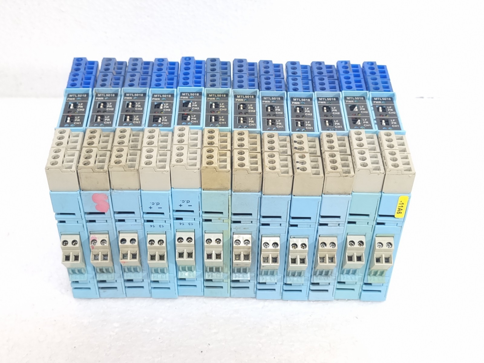 MEASUREMENTS TECHNOLOGY MTL5018 TWO CHANNEL SWITCH/PROXIMITY DETECTOR INTERFACE