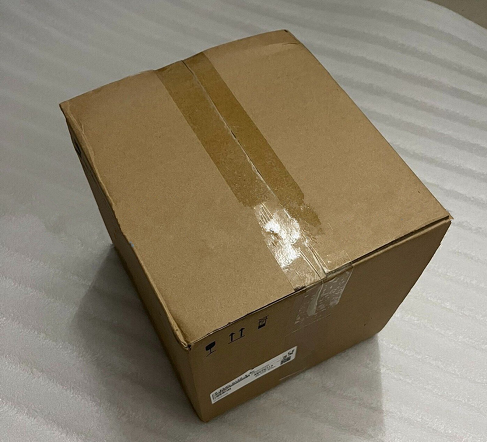 1PC New Mitsubishi FR-E840-0120-4-60 Inverter Expedited Shipping