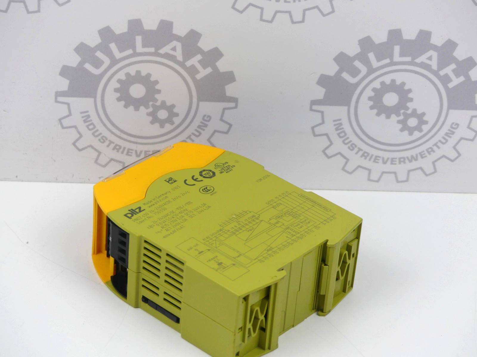 Pilz PNOZ s30 24-240VACDC 2n/o 2n/c 750330 PNOZsigma Safety Switchgear