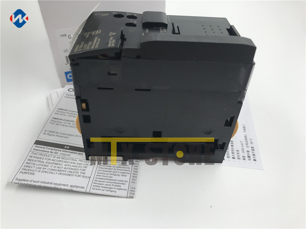 1pcs Omron Brand New CJ2M-CPU33 CJ2MCPU33 PLC New IN BOX