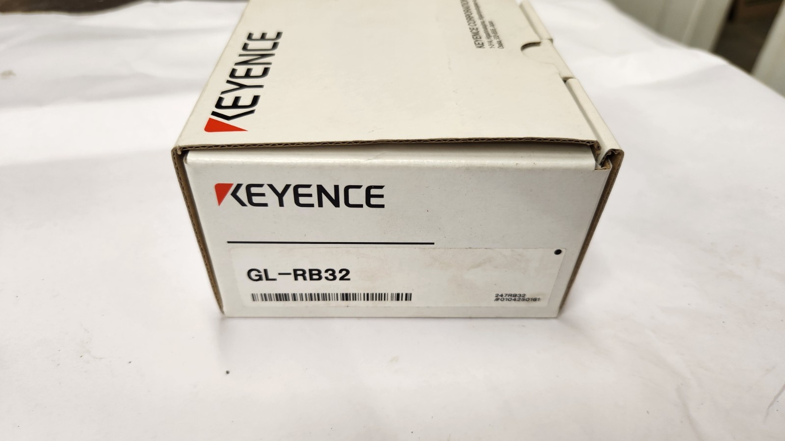 Keyence GL-RB32 Vibration Isolator for Safety Light Curtain NEW IN BOX