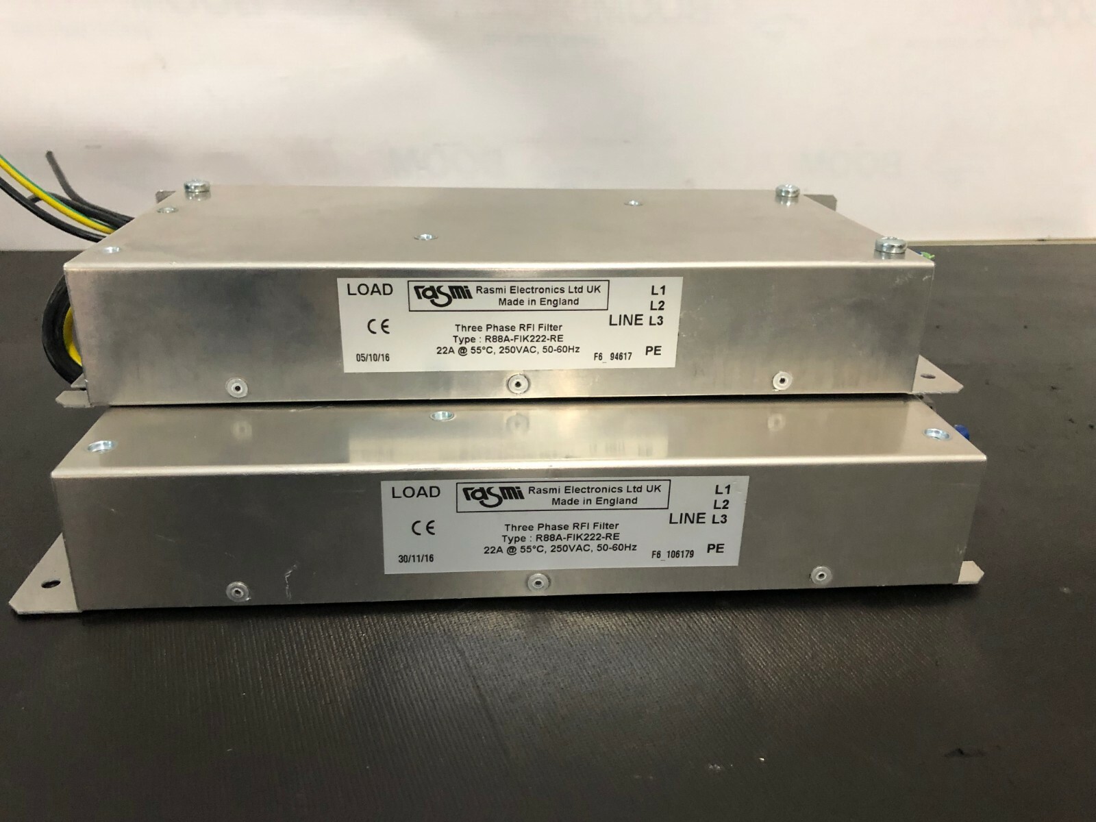 RASMI ELECTRONICS R88A-FIK222-RE / R88AFIK222RE (USED )