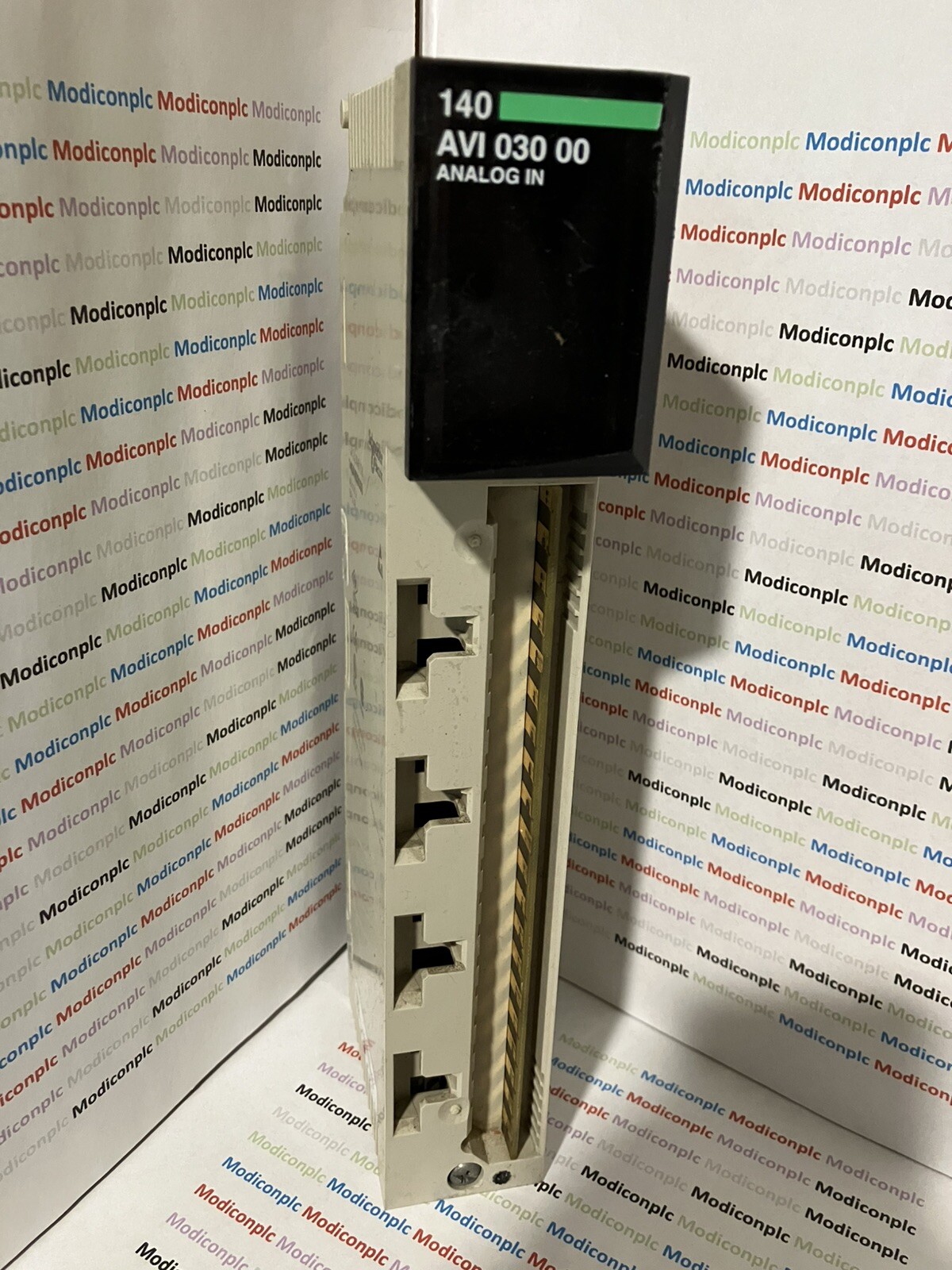 Schneider Electric Modicon TSX Quantum 140AVI03000 AN IN 8CH BIPOLAR Used TESTED