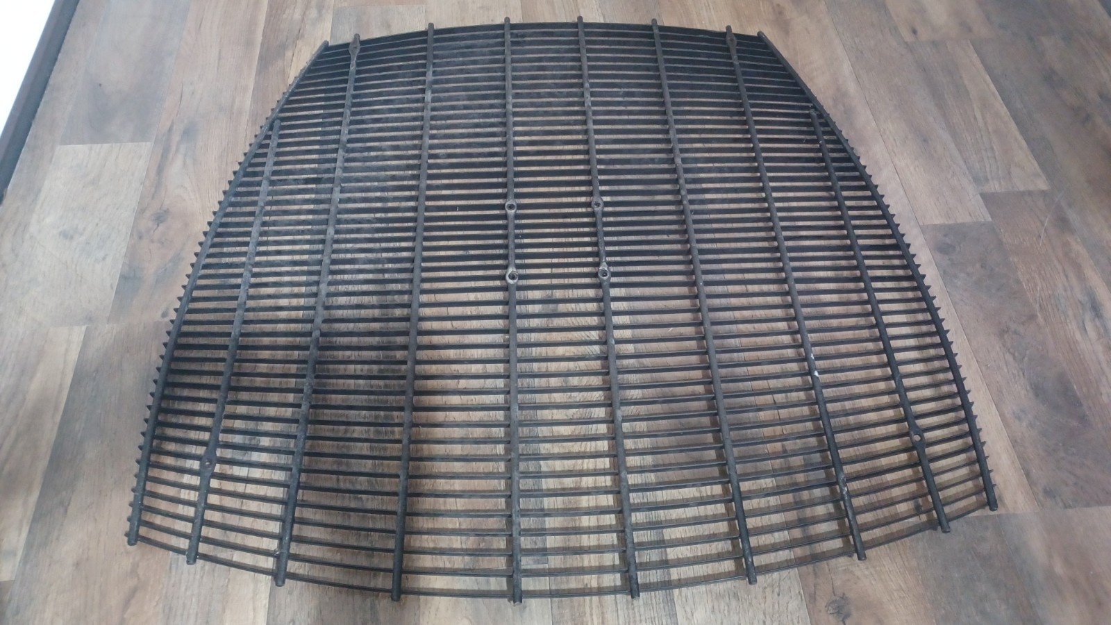 LENNOX grill / fan guard / exhaust from unit model # XC17-036-230-02 (29.5×28.5)