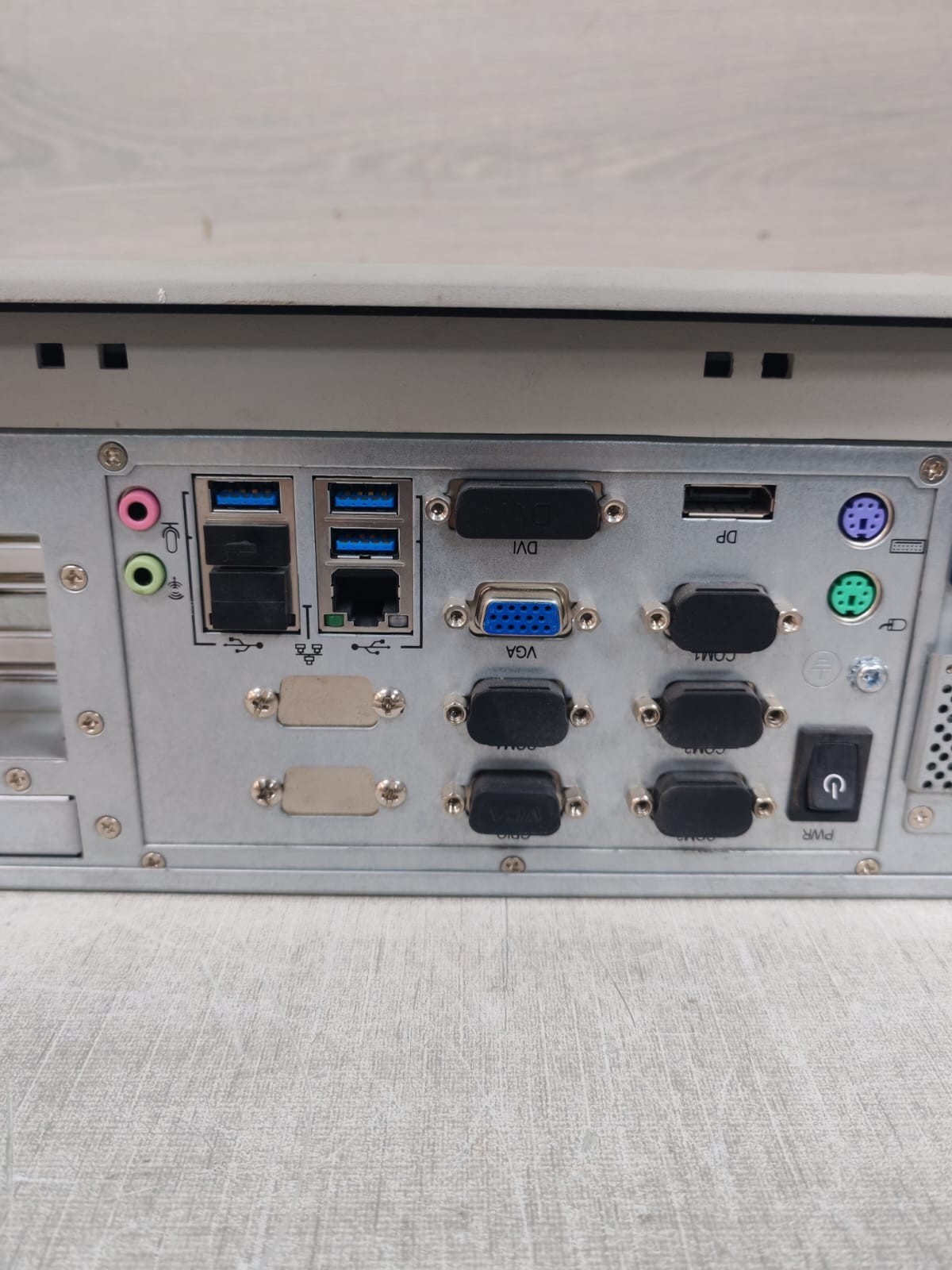 ADVANTECH IPPC-6152A INDUSTRIAL PANEL PC 100-240VAC- TRIED & TESTED