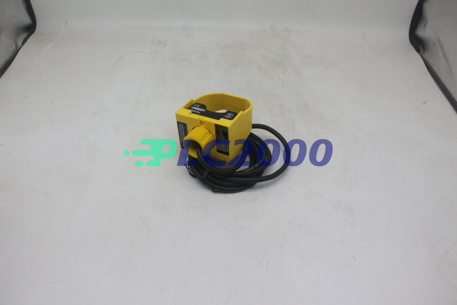 New STBVP6 Banner Engineering 64179 Safety Touch Buttons