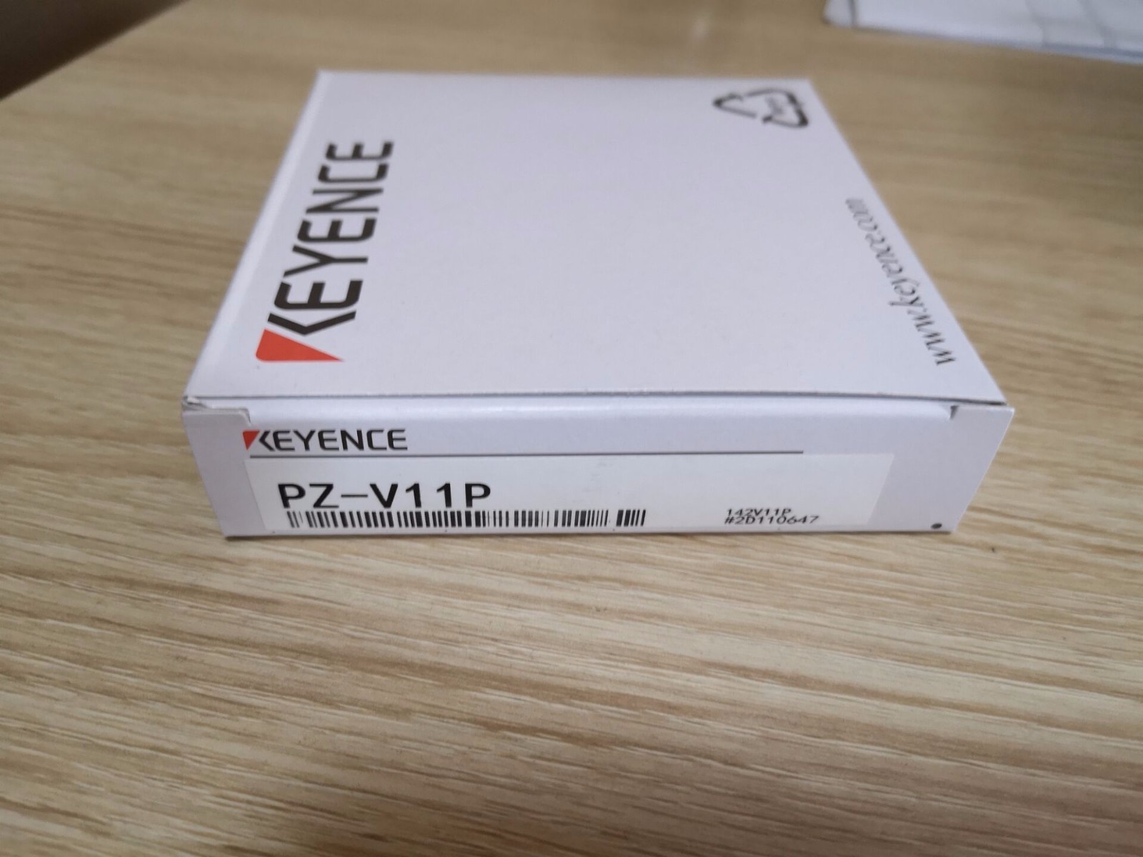 1PC New KEYENCE PZ-V11P Photoelectric Sensor PZV11P In Box