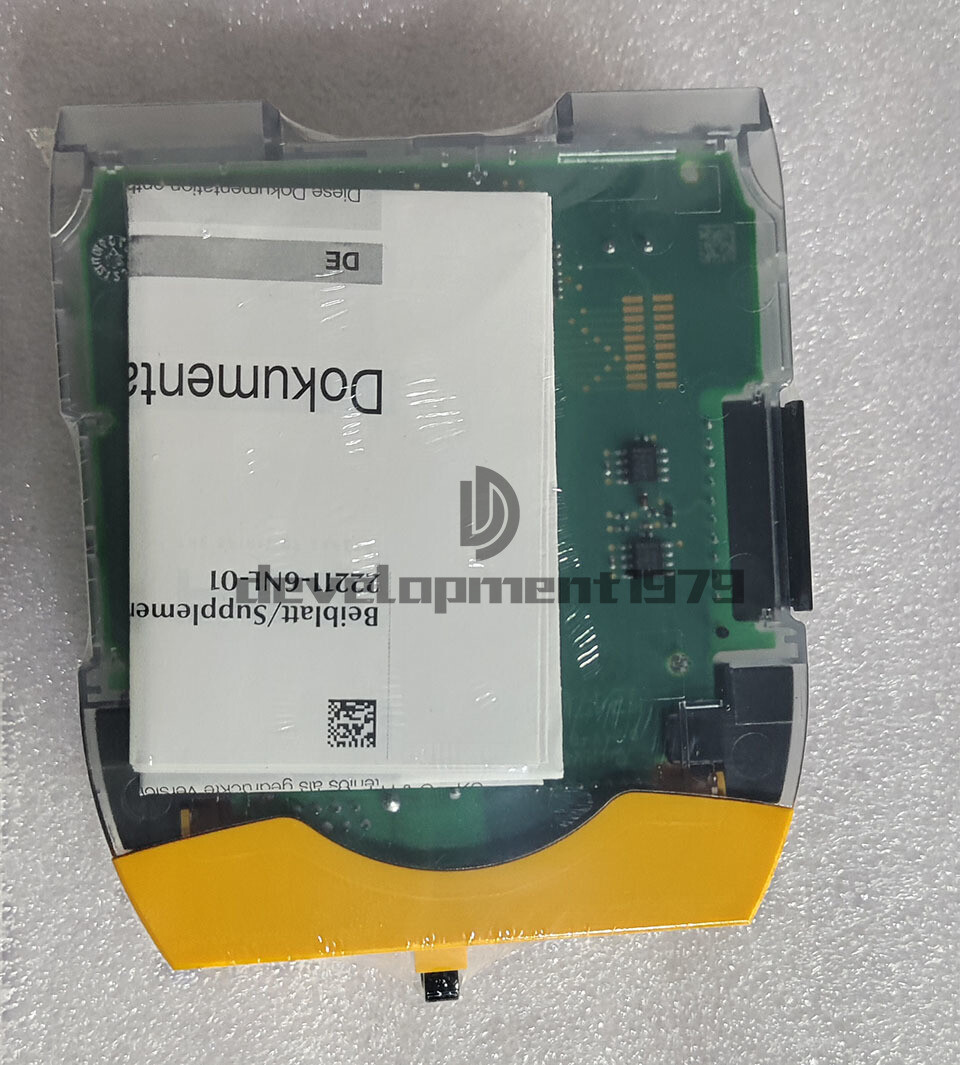 ONE NEW Pilz safety relay PNOZ m B1 772101