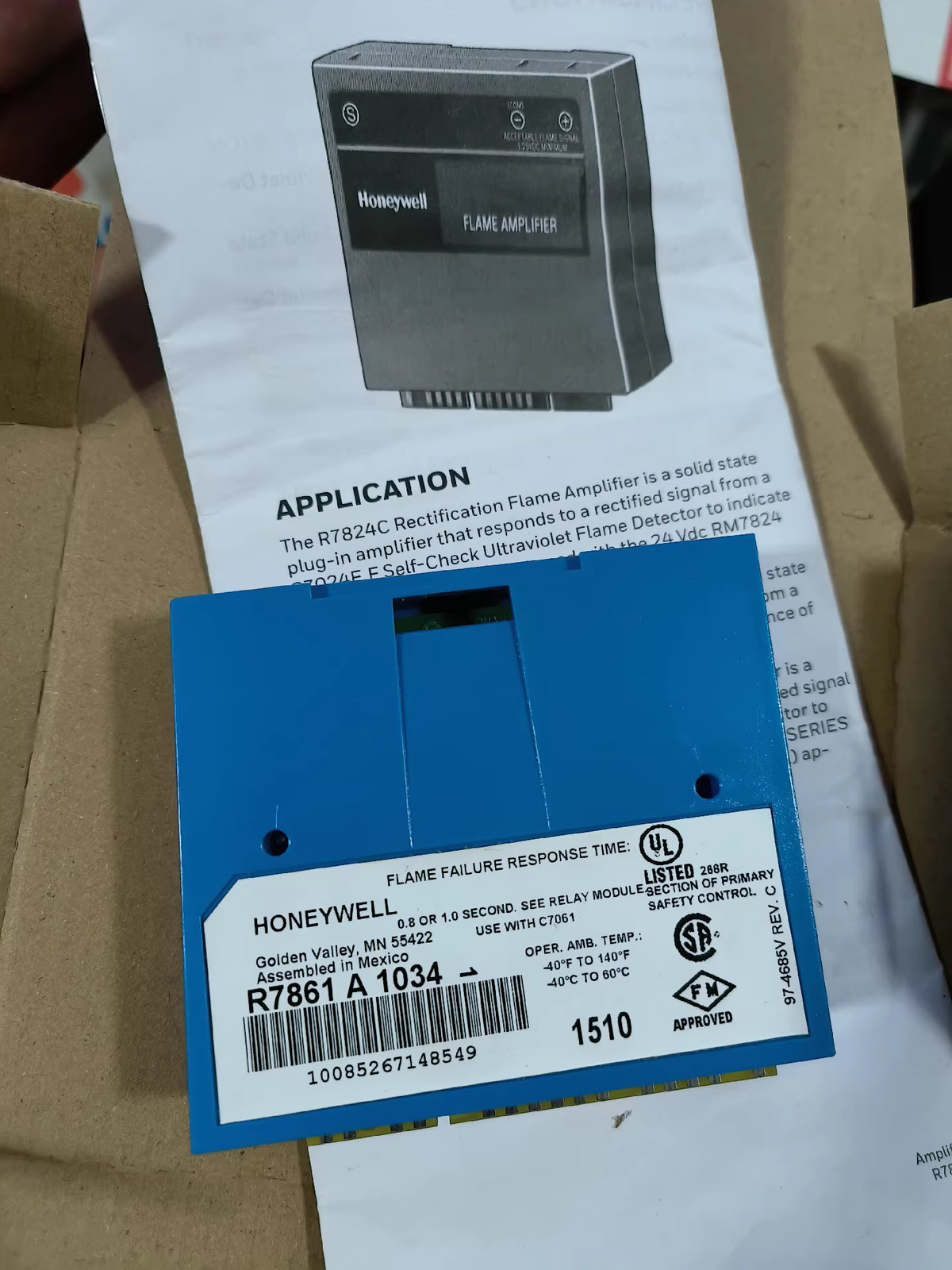 New Genuine HONEYWELL R7861A1026 Ultraviolet Flame Amplifier In Box