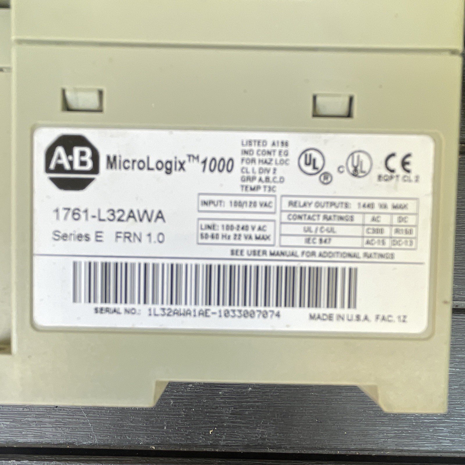 Allen-Bradley MicroLogix 1000 PLC Processor/Controller 1761-L32AWA