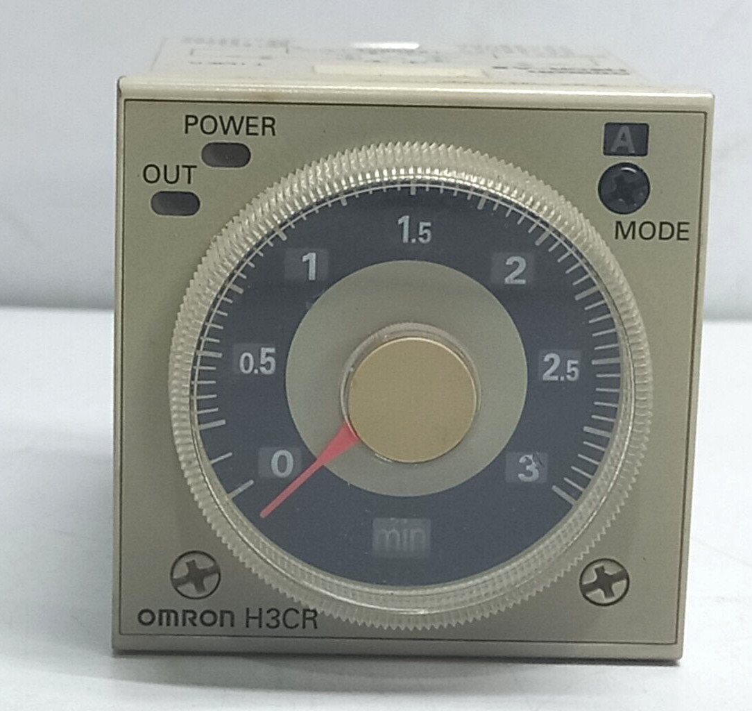 Omron H3CR-A8 Timer 24-48V 50/60Hz 12-48Vdc 5A 250Vac -2pc lot
