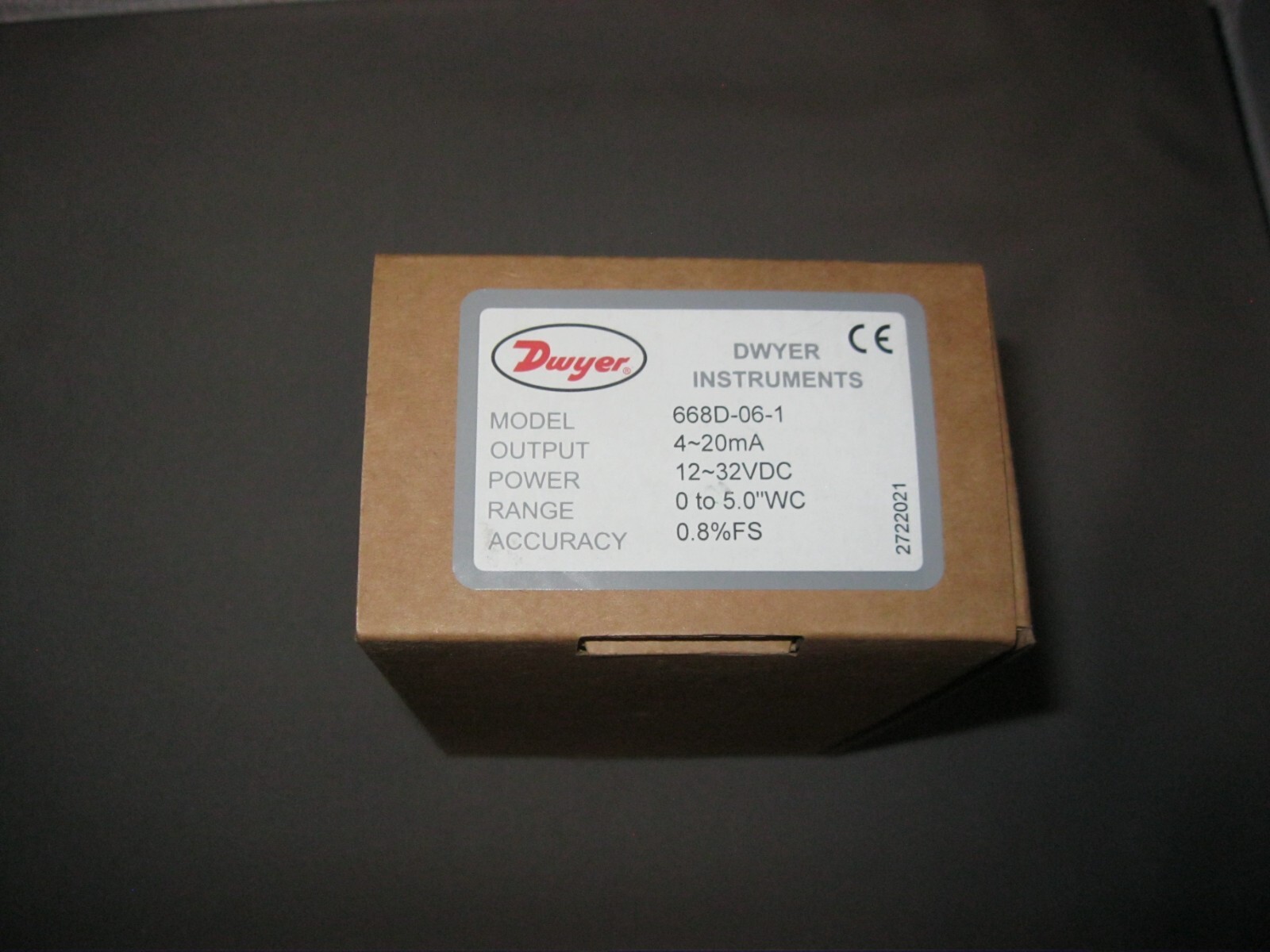 DWYER 668D-06-1 COMPACT DIFFERENTIAL PRESSURE TRANSMITTER 668D 12-32VDC 4-20MA