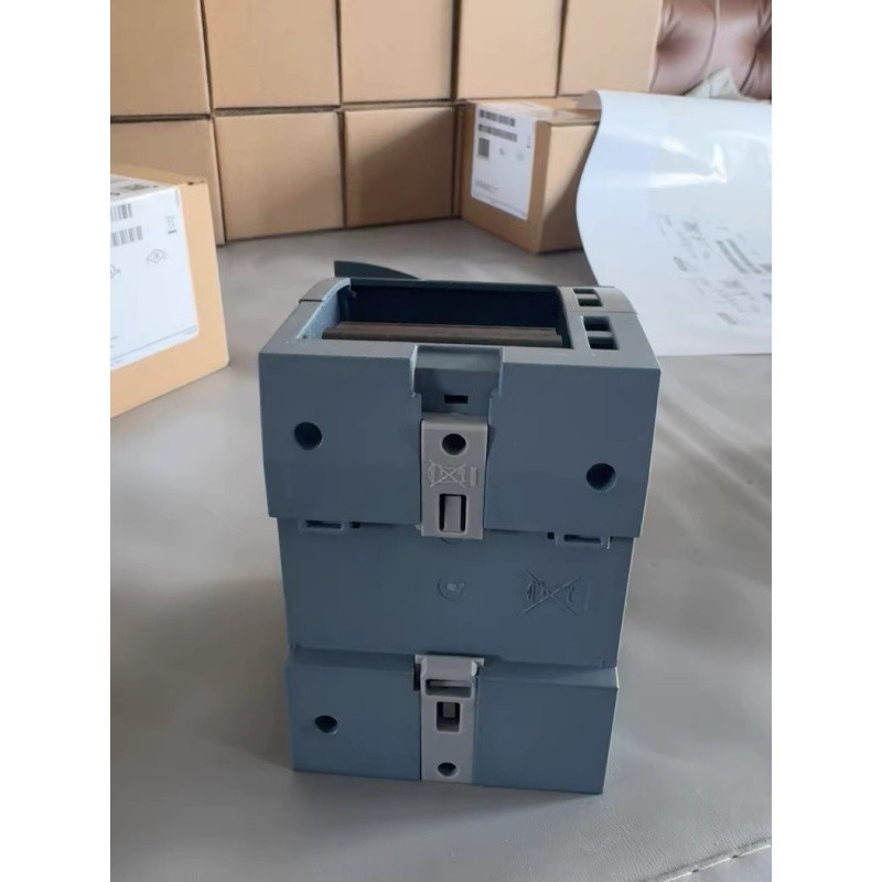1PC New Siemens S7-1200 Digital IO SM 1223 6ES7223-1BL32-0XB0 Fast Ship