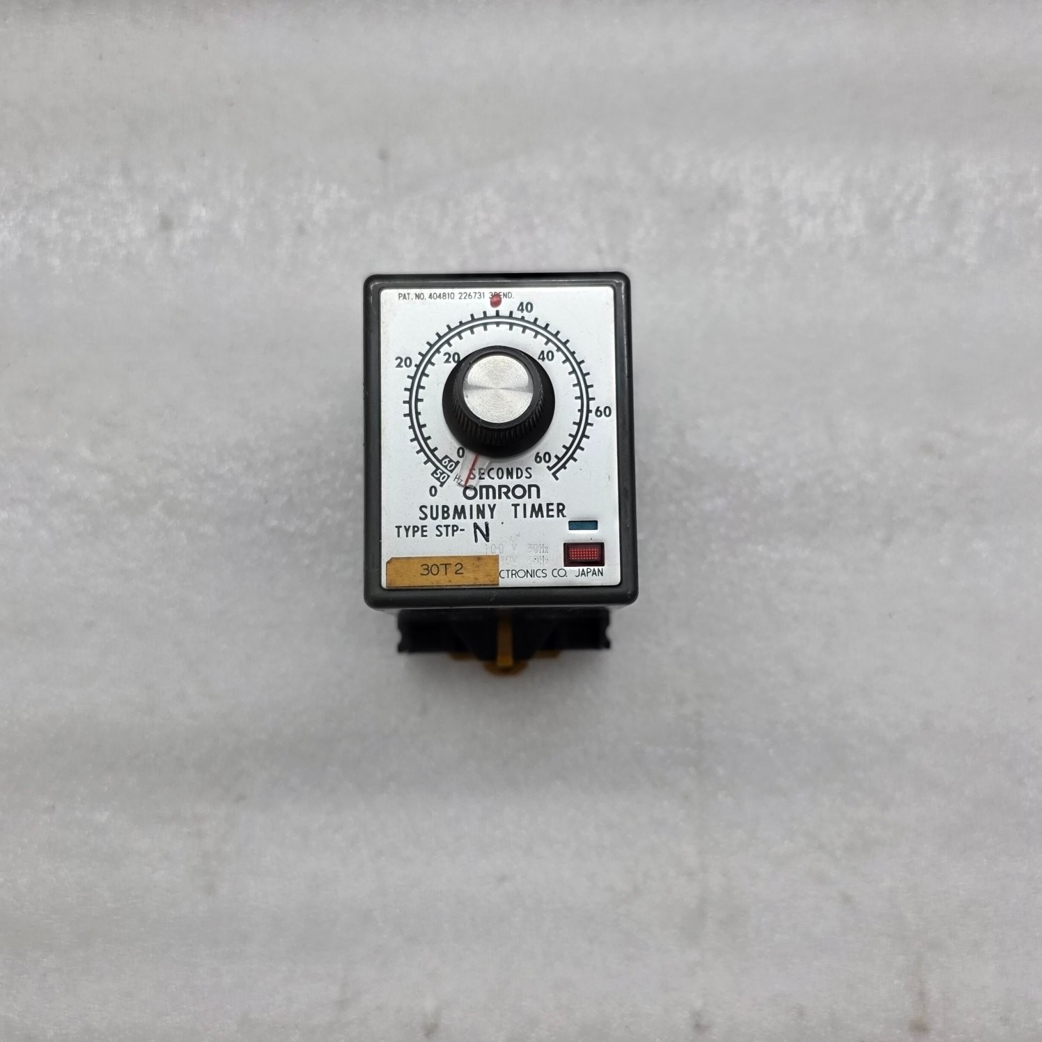 OMRON STP-N MOTOR-DRIVEN TIME DELAY RELAY SUBMINY TIMER 100-110VAC