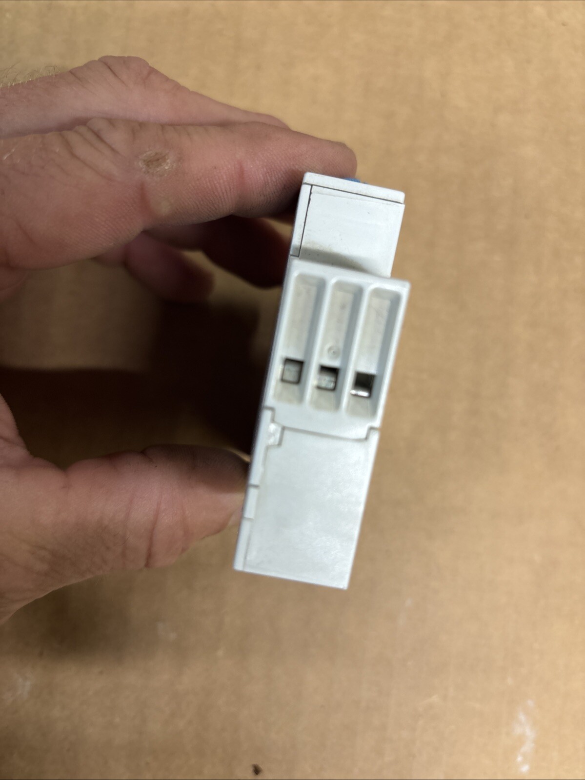 CROUZET MUR1 TIMER RELAY 88826105 24VDC/24-240VAC